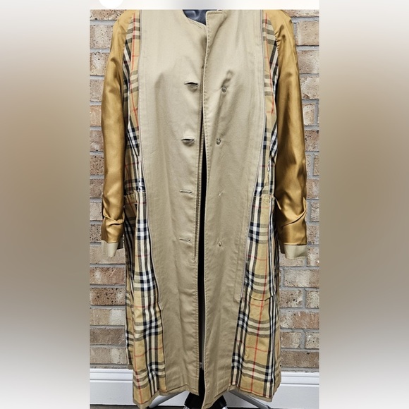 Burberry Tan Trench Coat Unisex Women Medium/ Men size small - Picture 5 of 12